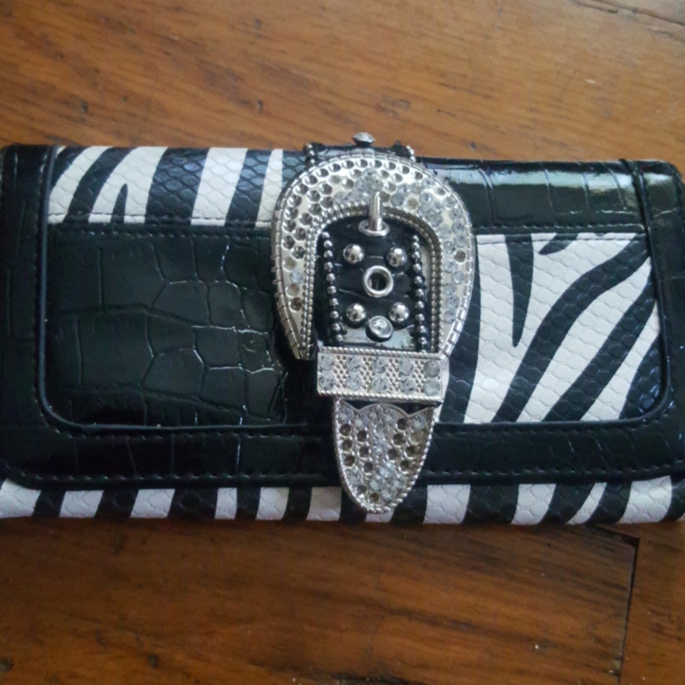 Handbag and 2 wallets. - Picture 5 of 11